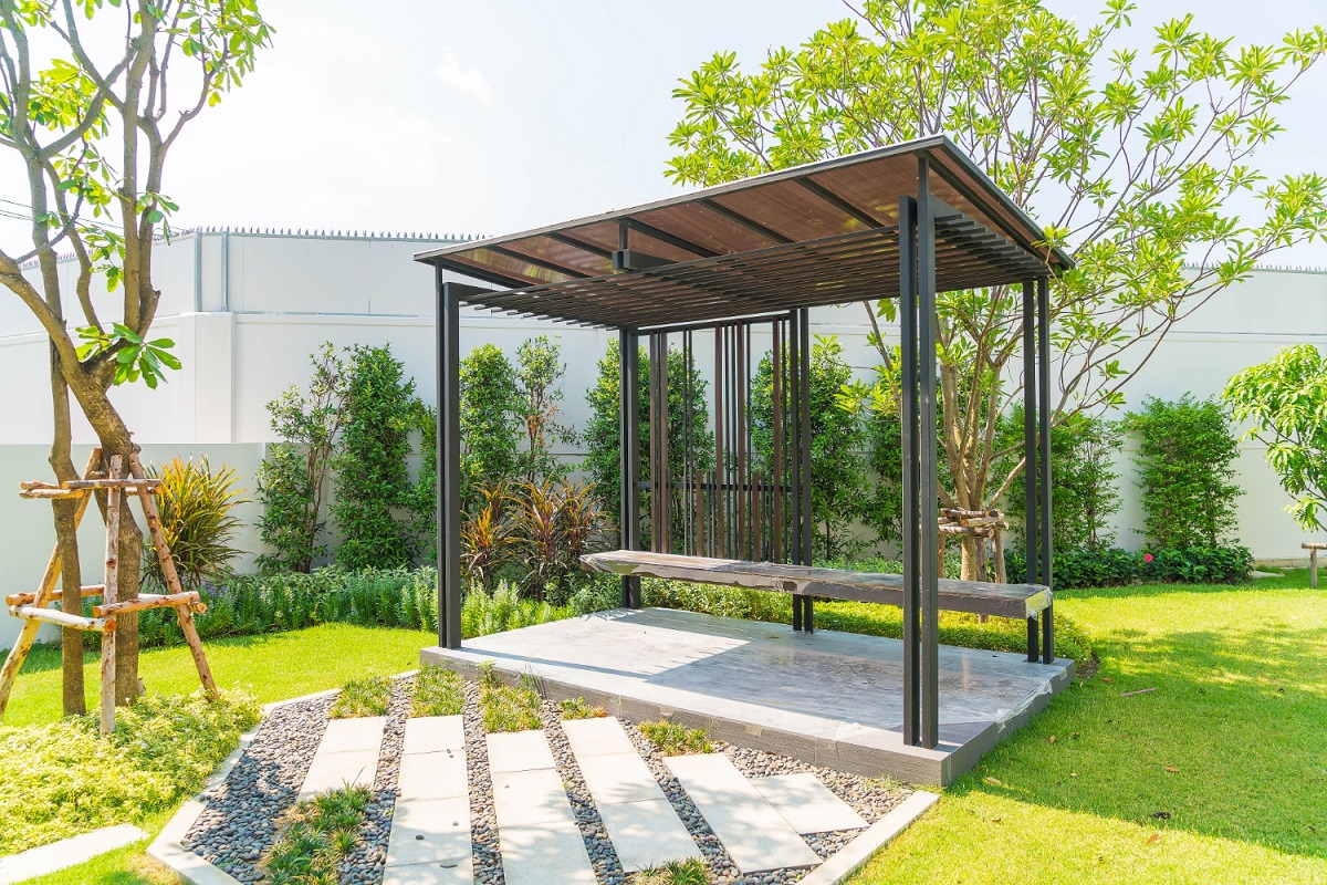 pergola bioclimatica permessi